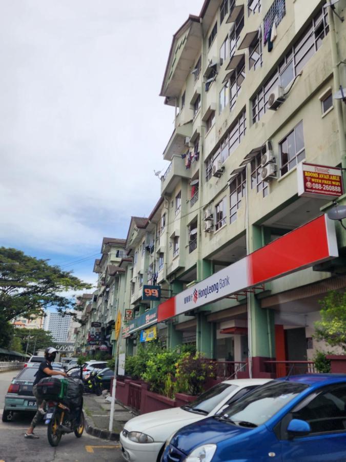 Y Homes Kota Kinabalu Exterior foto